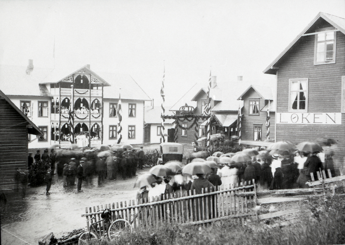 Løken Hotell ved Kongebesøket i 1909.