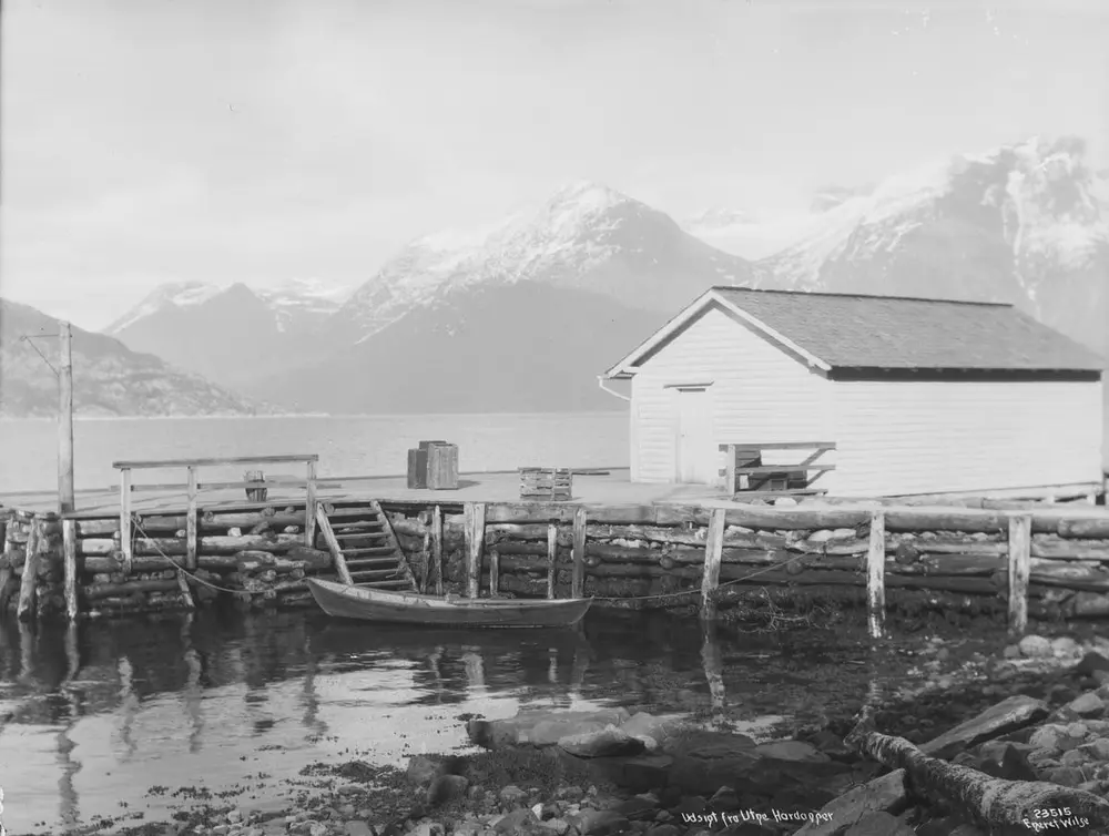 Bolverksbrygge i Utne i Hardanger, 1923.