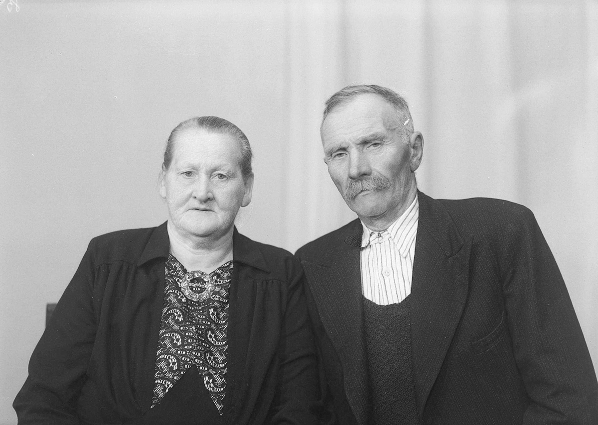 Bersvein og Ingeborg P. Langland