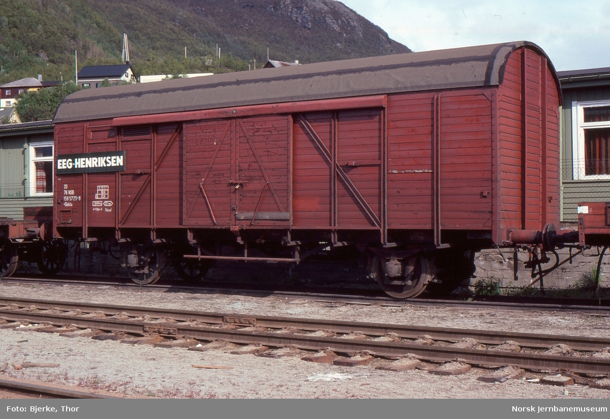 Lukket godsvogn litra .Gbkls nr. 158 5725-8 på Fagernes, Narvik