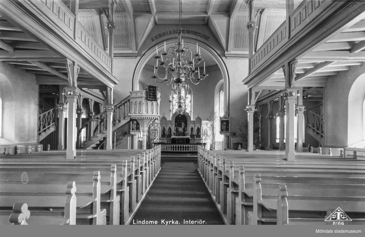 Interiör av Lindome kyrka, 1930-50-tal.