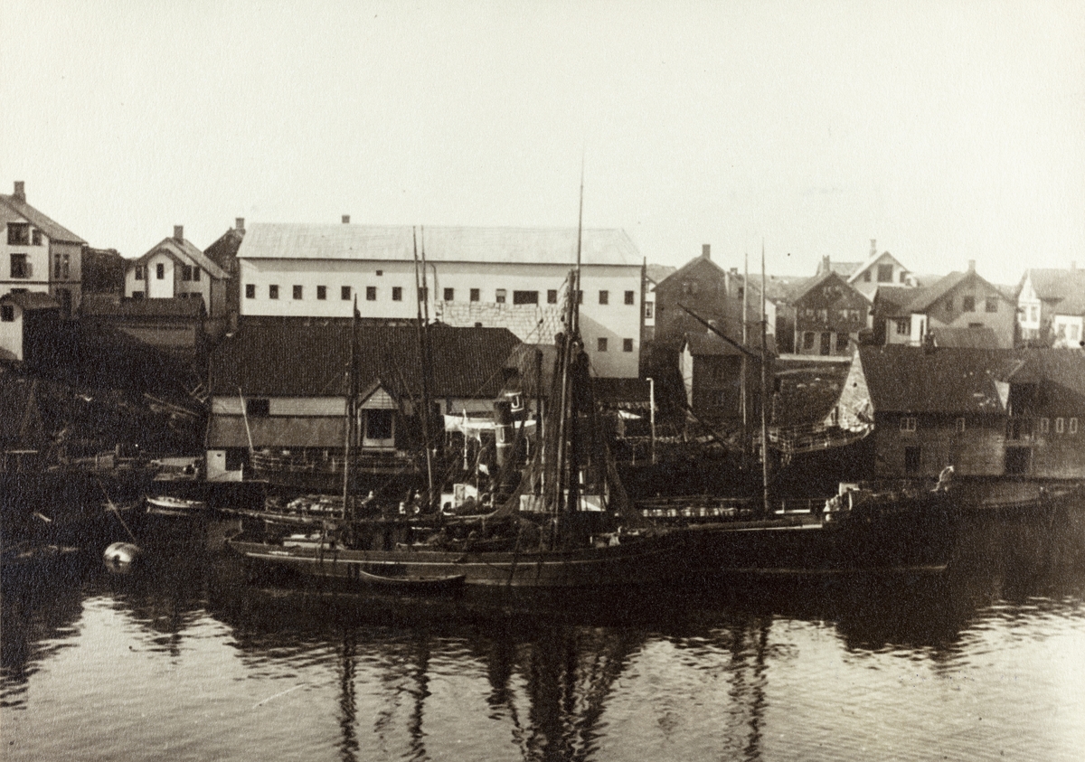 Smedasundet sett mot vest, ca. 1910.