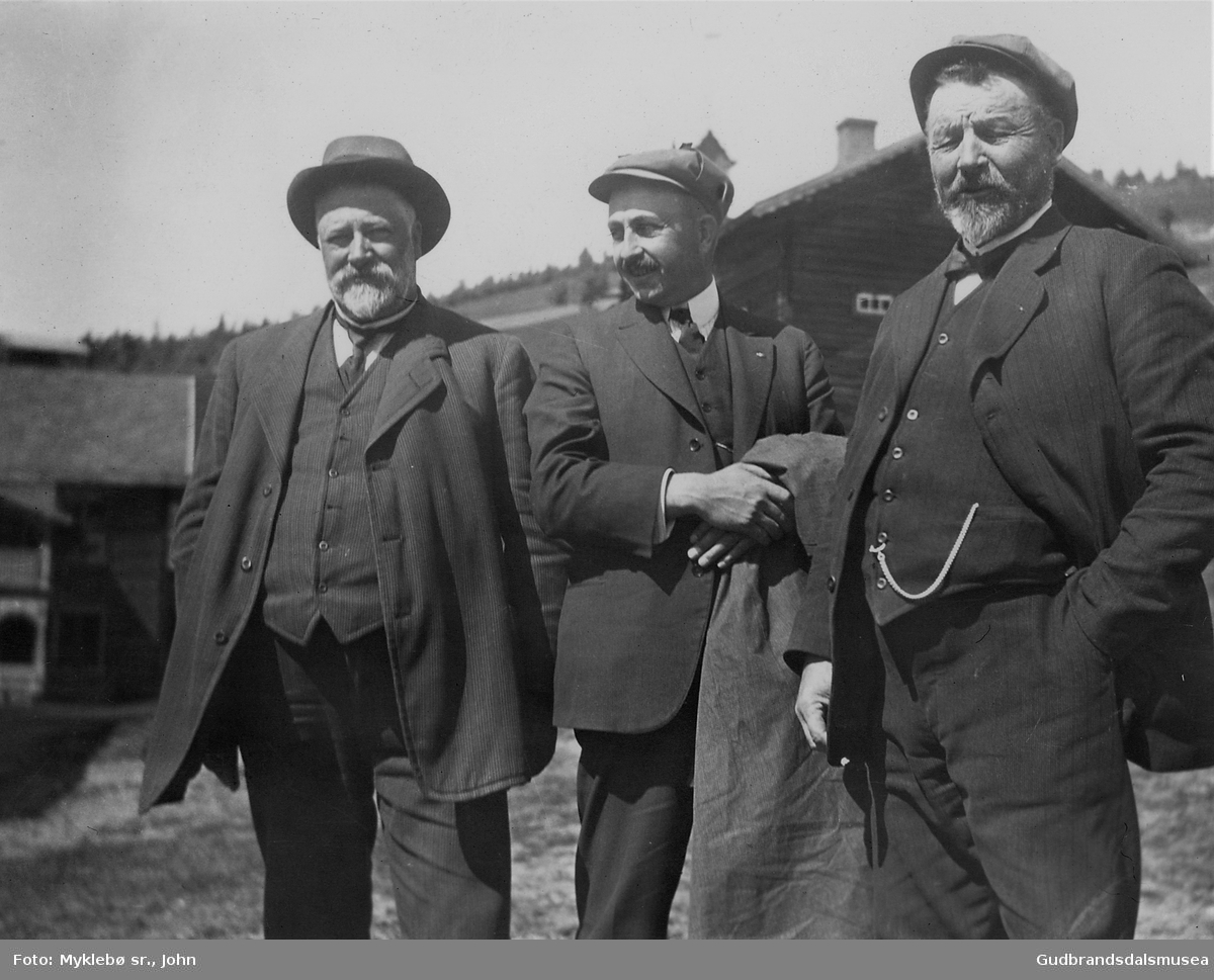 Erland Olstad, Carsten Olstad (Bankmann i USA) og Johannes Brudal