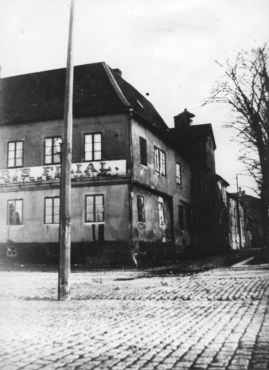 Hospitalsgatan, kv. Karl X, Halmstad.
Hospitalsgatan från norr.
Appeltofftska bryggeriet.