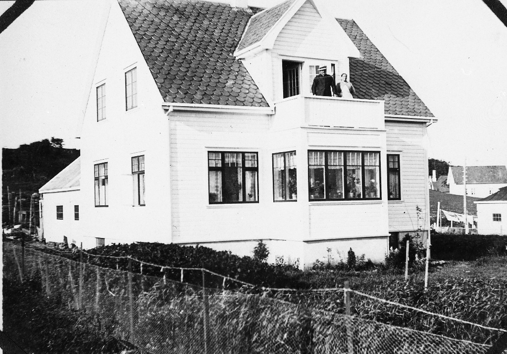 Huset til Sven Ødegård Løge på Brynehaugen i 1921. Han var mellom anna auksjonarius.