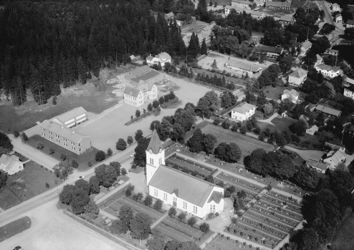 Flygfoto över Vrigstads kyrka i Sävsjö kommun, Jönköpings län. 1166/1963