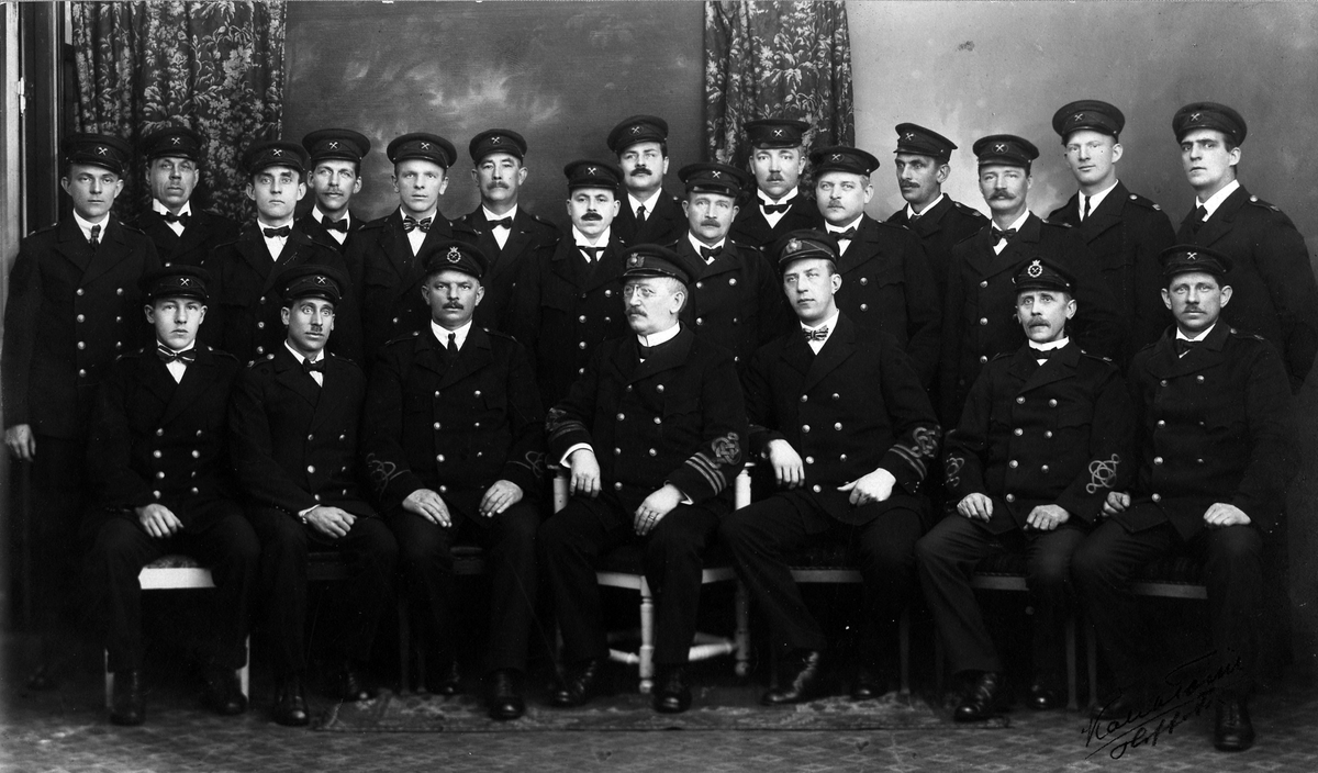 Gruppbild på Alingsås brandkår 1923.