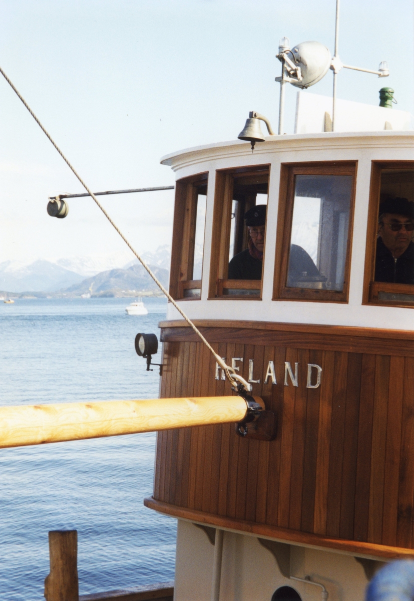 Motiv fra båttur med M/B "Heland" etter den var ferdig restaurert ved Hardanger Fartøyvernsenter.