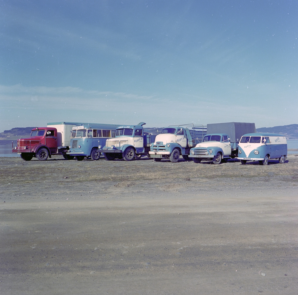 Foto for Olrich Service. Bilde av diverse lastebiler, buss, varebil.