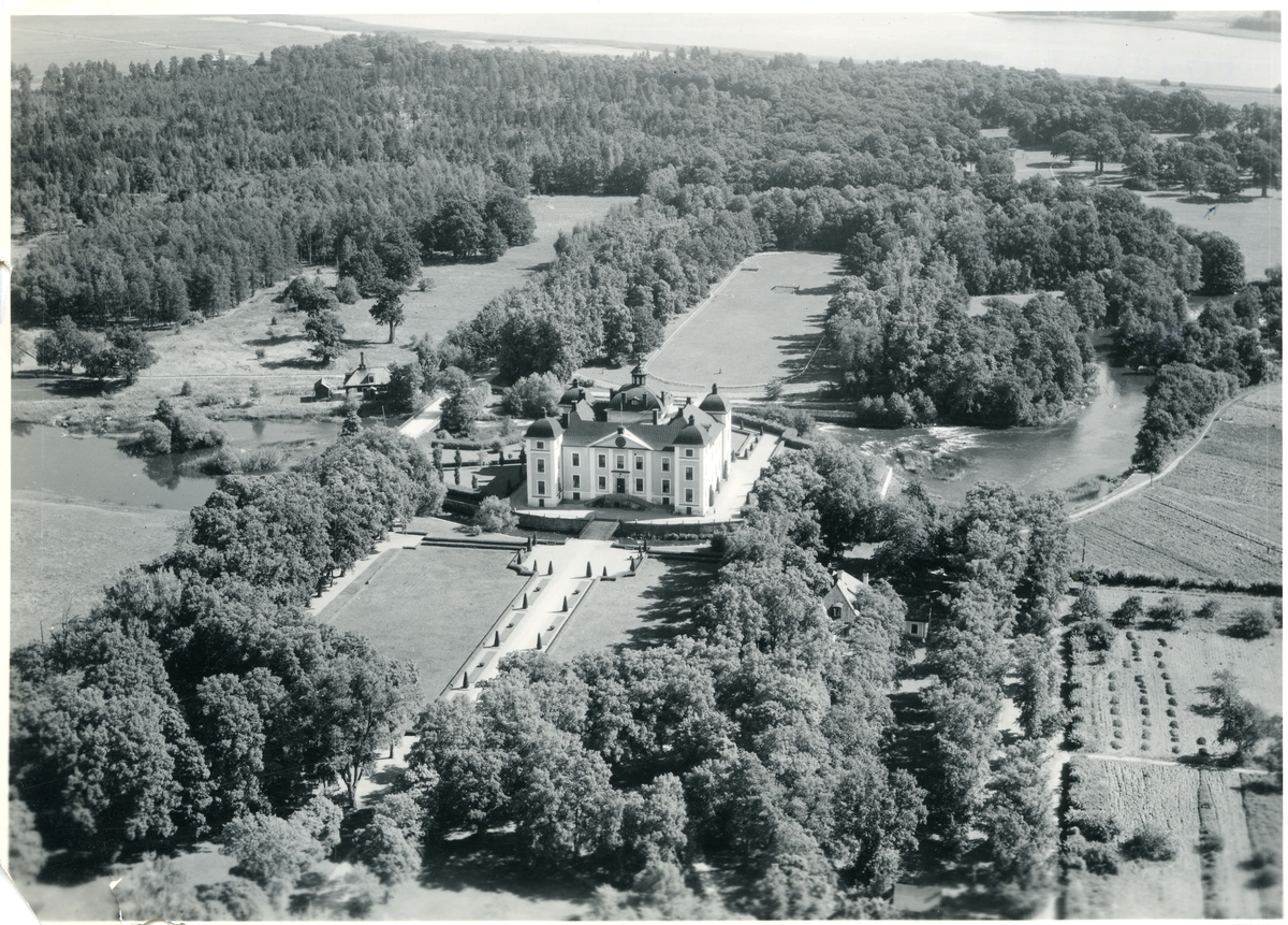 Flygfoto över Strömsholms slott, Strömsholm.