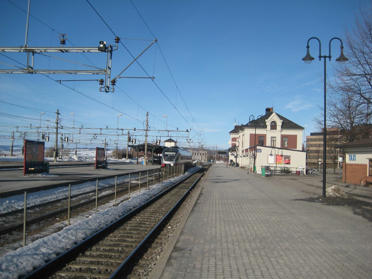 Hamar stasjon. På veg til nordisk museumsmøte i Malmö/København