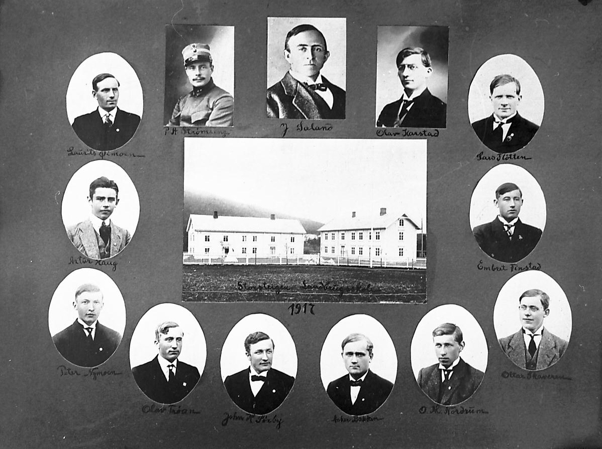 Storsteigen landbruksskole, elever og lærere 1917. 