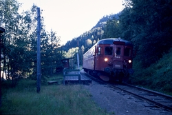 Dieselmotorvogn BM 86 15 med persontog fra Kongsberg til Rød