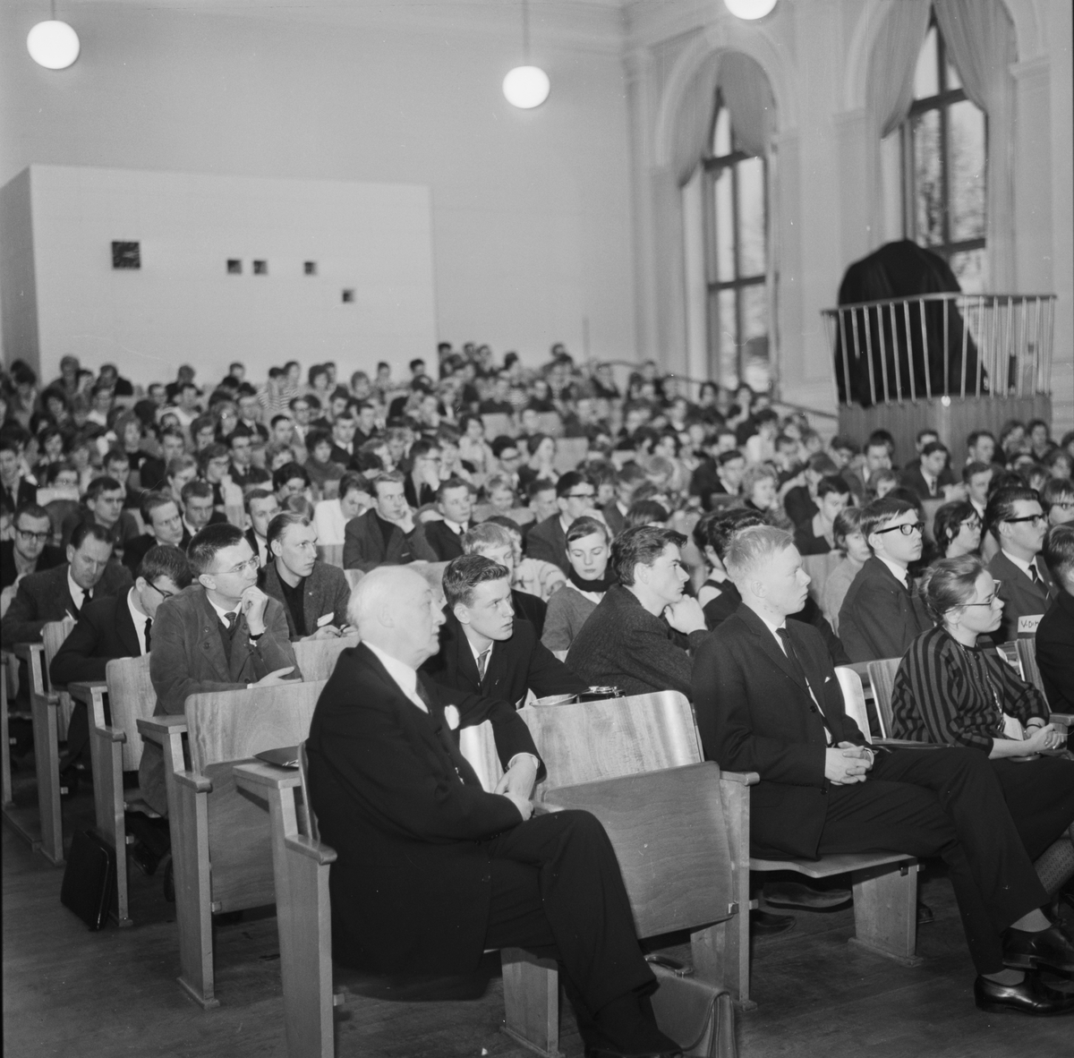 Sveriges studerande ungdoms helnykterhetsförbund - statsrådstal på SSUH:s kurs, Uppsala 1962