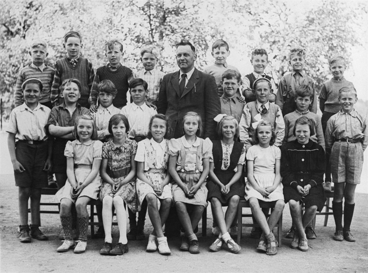 Elever ved Kontra skole 1946.