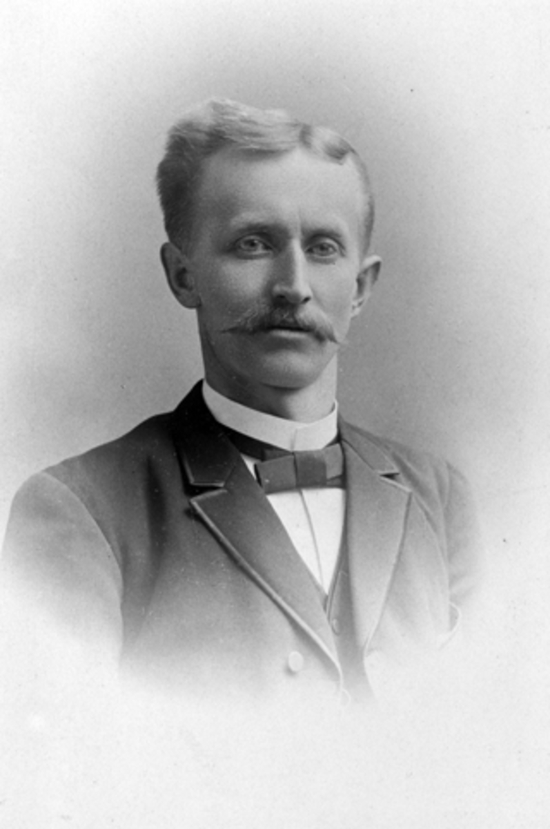 Johan Johannessen Stenseng, (1861-1931).