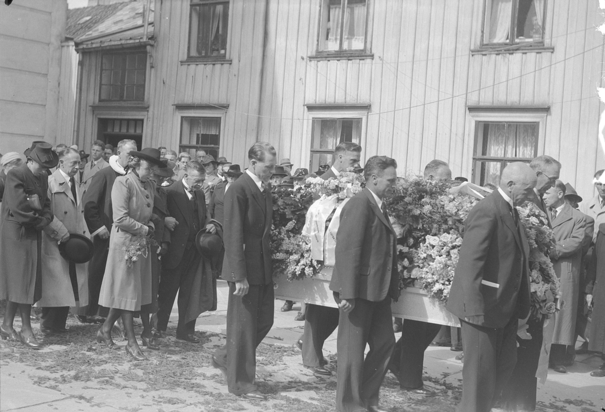 Pastor Bjarne August Ericksons begravelse