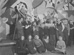 Deltakerne i Sportklubben Freidigs kabaret "Ajungilak" i 193