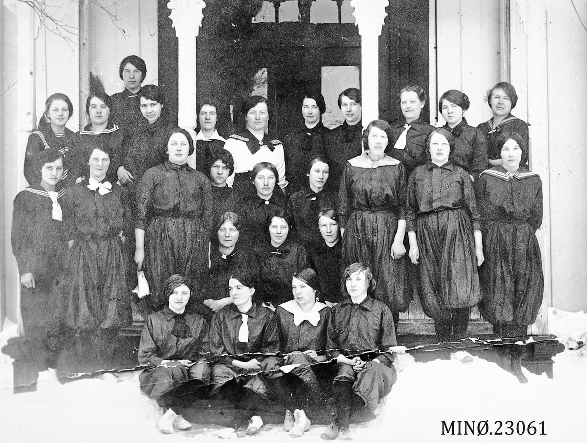 Tunheim 1915, folkehøgskoleelever