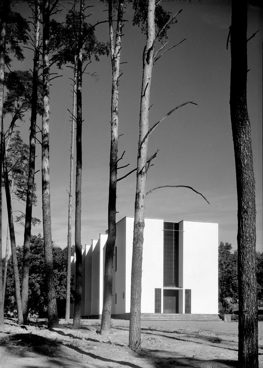Hamar krematorium, tegnet av arkitekt Rolf Prag, Arvesens veg1