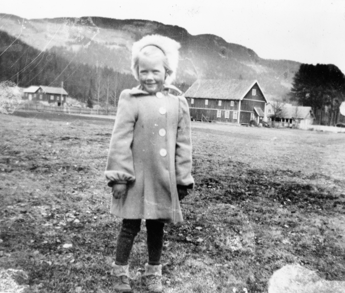 Margit Anderdal  4 år på Moen i Torpo