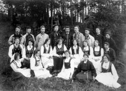 Fra høstfesten på Norsk Folkemuseum i 1902. Bildet viser Bon