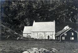 Kinn kirke, Kinn, Flora, Sogn og Fjordane. Fotografert 1920.