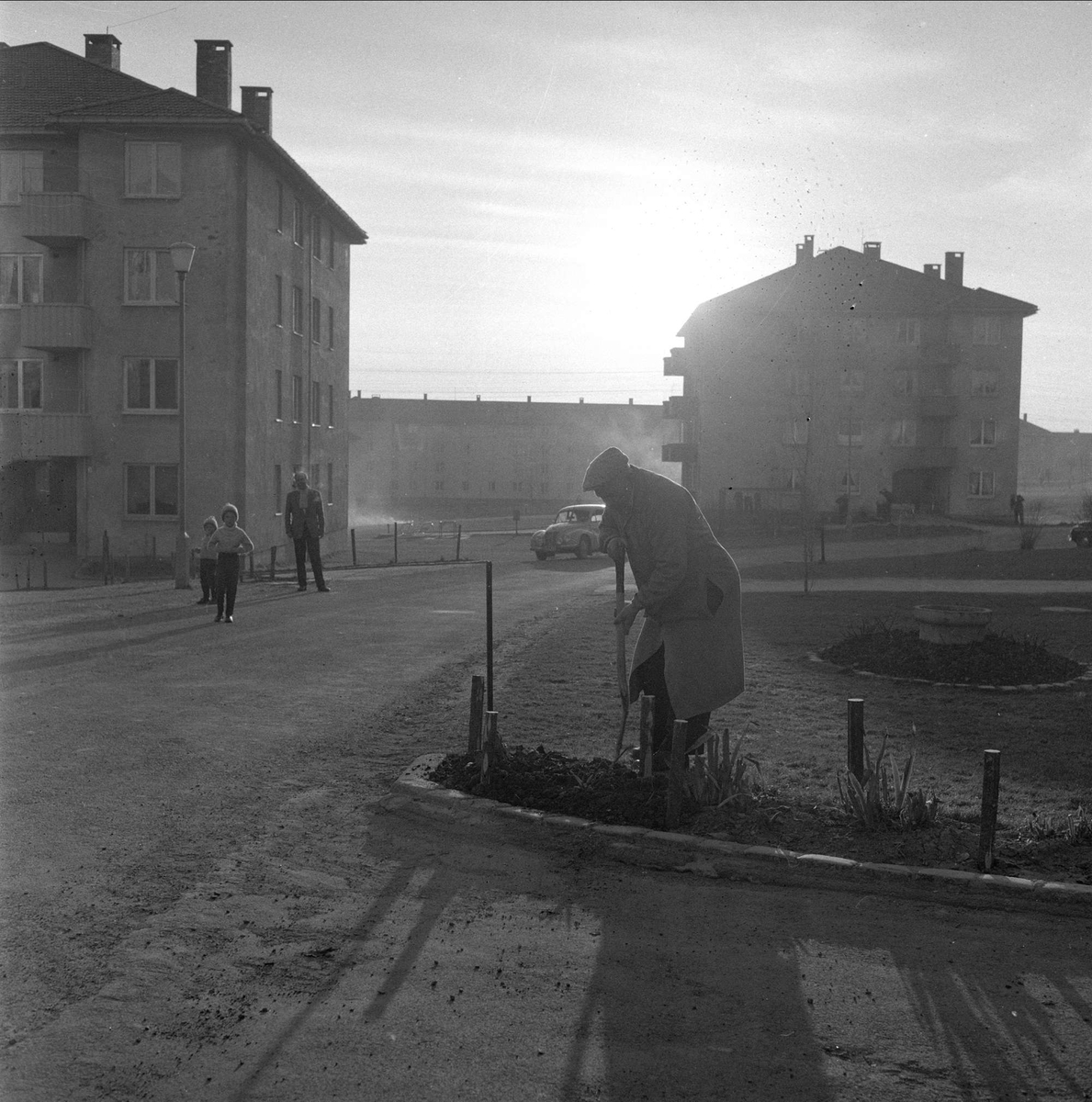 Vårlig dugnad, Oslo, april, 1959.