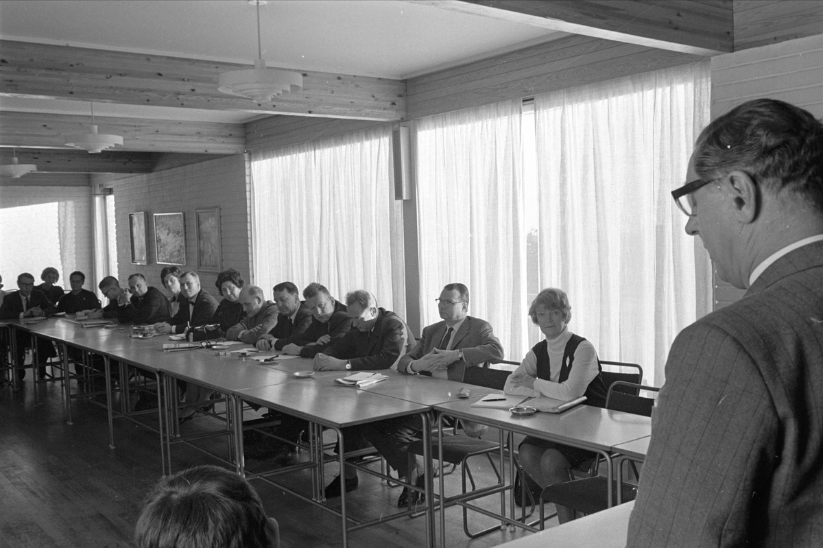 Oslo,  28.11.1968, redaktørforeningens kulturseminar.