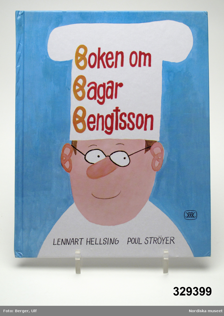 Barnbok på rim skriven av Lennart Hellsing och med teckningar av Poul Ströyer. Titel: "Boken om Bagar Bengtsson", tryckår 2007 (skriven 1966). Boken är har blivit en klassiker och kommit ut i flera utgåvor. Detta exemplar kommer från snabbmatskedjan McDonalds och delades ut i samband med en läskampanj McDonald's startade 2001 och då man planerade att dela ut 1,2 miljoner böcker (enligt McDonald's pressrelaese från 2001). Böckerna fick barn när man köpte deras speciella barnmeny "Happy Meal". 
Text på baksidan av boken "Denna bok är en av de 900 000 barnböcker som ingår i Läsröresens satsning via alla McDonald's restauranger under september/oktober 2007. Projektet genomförs i samarbete med: Svenska McDonald's AB, Norhaven Book A/S, Artic Paper Sverige, Bokförlaget Opal, Bonnier Carlsen Bokförlag, Natur & Kultur, Rabén & Sjögren coh Tre Sandberg AB."

Givaren lämnar följande information: Lennart Hellsings bok om bagar Bengtsson var rolig och bör bevaras för framtiden. Jag fick den ganska nyligen och läste snabbt ut den.

Föremålet ingår i projektet "Barn tar plats". Se dokumentation i arkivet D455.
/Ulf Hamilton 2008-05-20