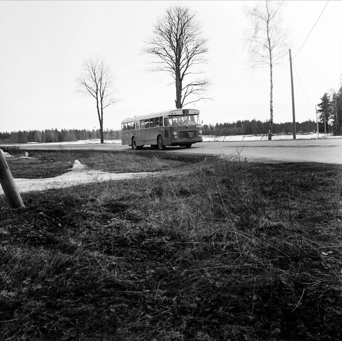 Premiär för gratis buss i Österlövsta socken, Uppland mars 1973