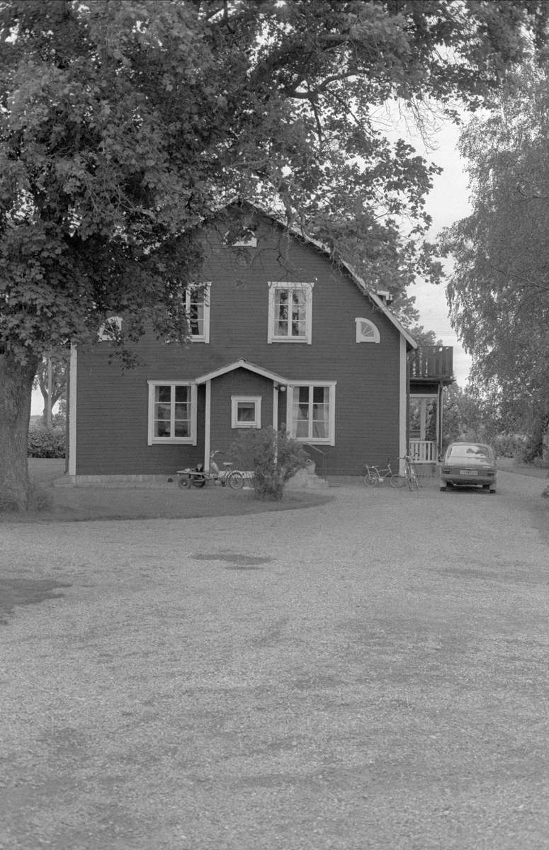 Bostadshus, Målsta 1:1, Bälinge socken, Uppland 1983