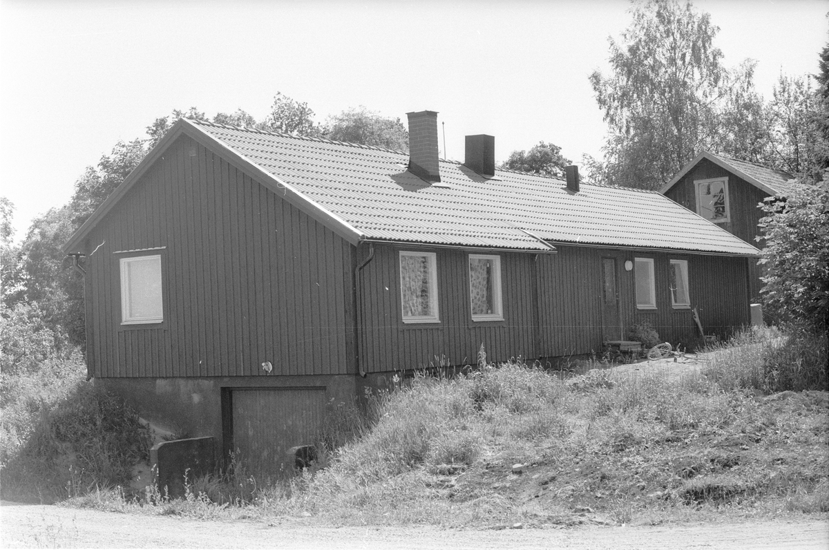 Bostadshus, Västerby 7:4, Västerby, Läby socken, Uppland 1975