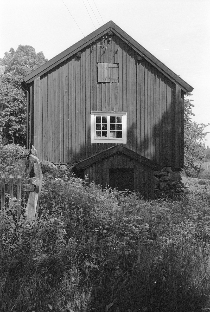 Bodlänga, Burvik 3:10 och 2:17, Burvik, Knutby socken, Uppland 1987