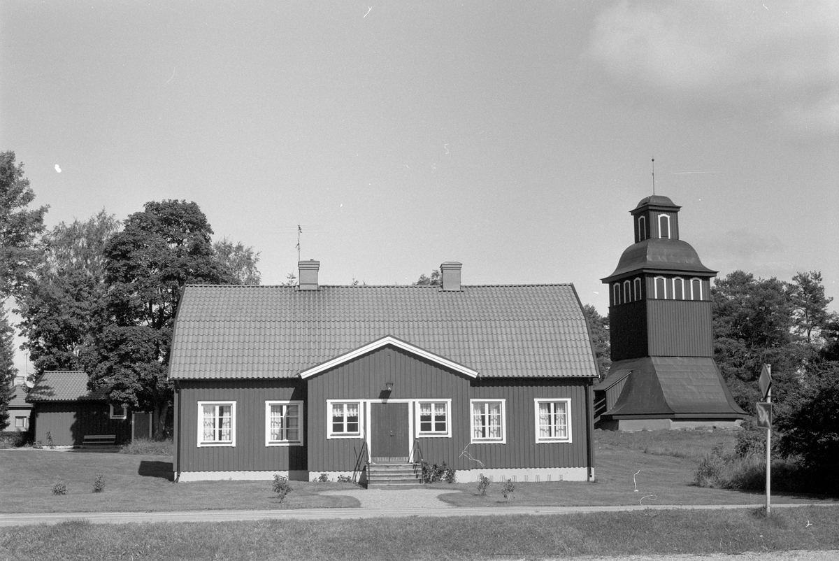 Församlingshem och klockstapel, Knutby 1:2, Knutby socken, Uppland 1987