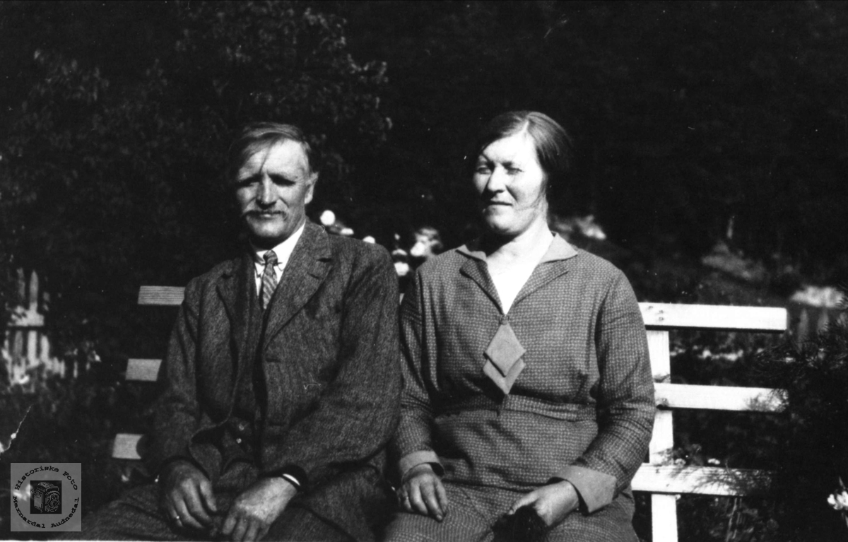 Ekteparet Stian og Anne Bertine Høyland, Øyslebø.