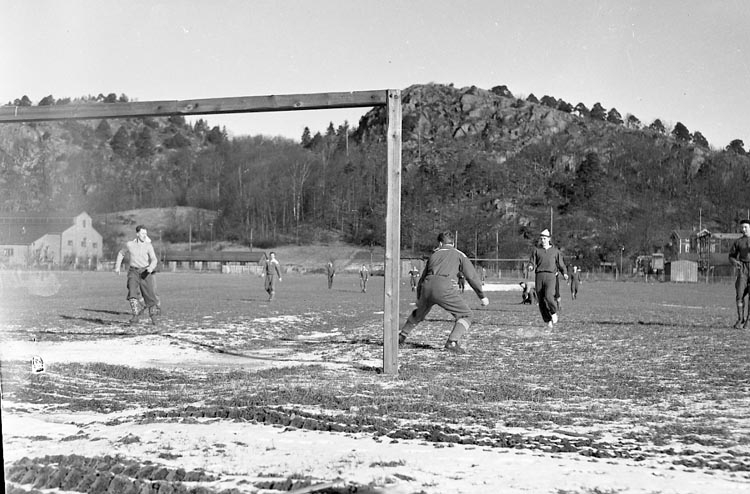 Enligt notering: "Kamraternas träning Feb 1950".