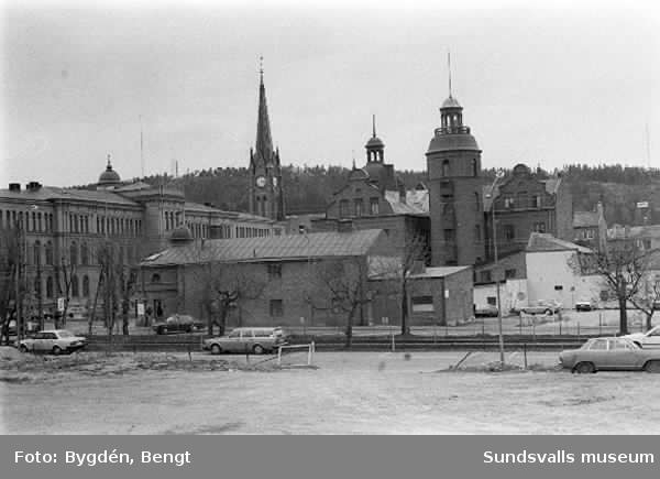KMV-inventering. Esplanaden, gamla brandstationen, renovering av GA-skolan, Stadsbacken, expedition till Norra berget
