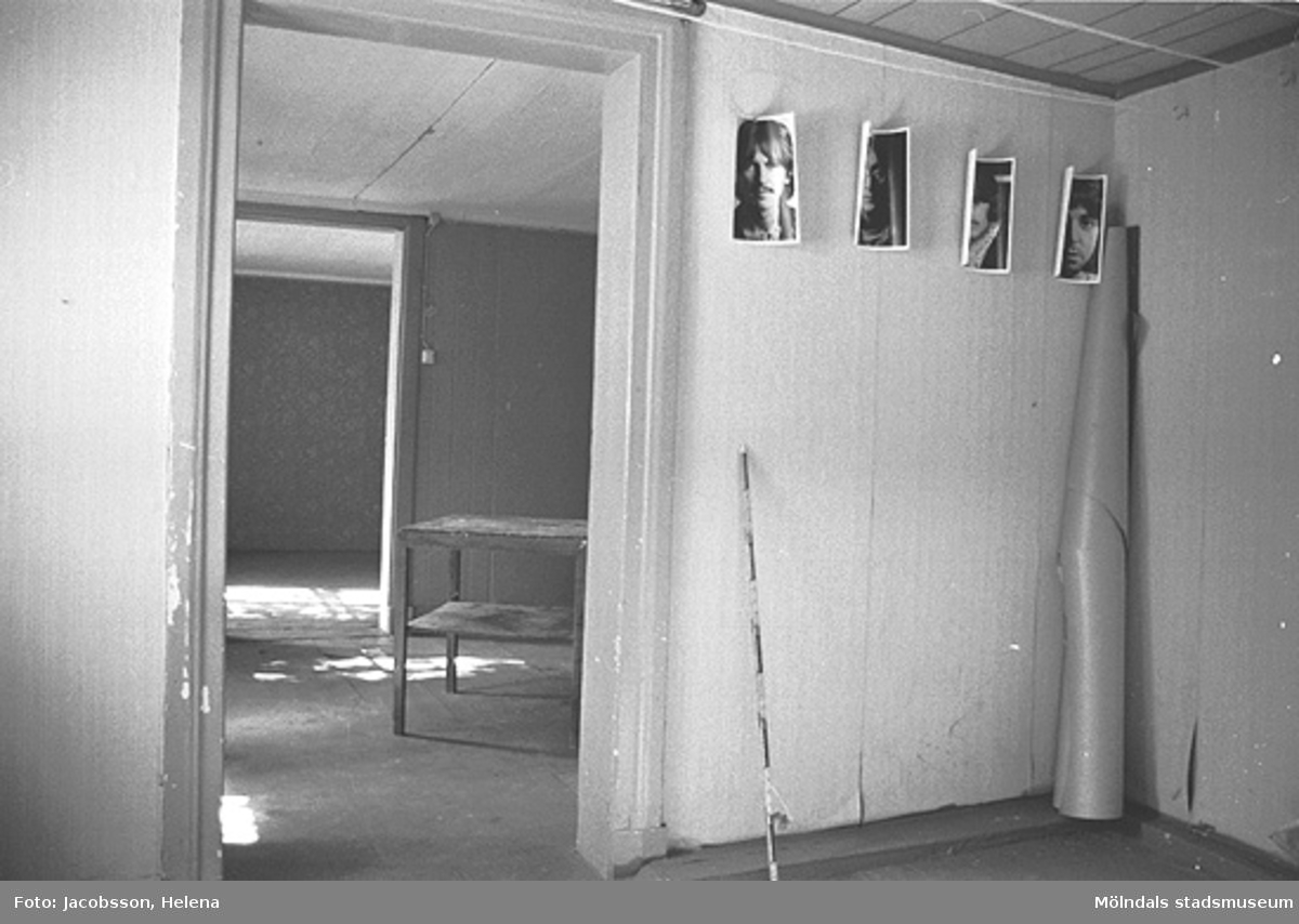 Interiörbild i bostadshus på Roten M 28 i Mölndals Kvarnby, 1972.