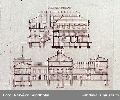 Ritningar från ombyggnaden 1889 utförda av Andreas Bugge. Sidofasad. Stadshuset 1, Sundsvall stad.