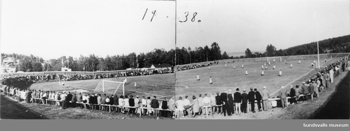 Idrottens dag i juli 1938 på Alnö Idrottspark. Troligen landskapsmatchen i fotboll mellan Medelpad och Ångermanland.
