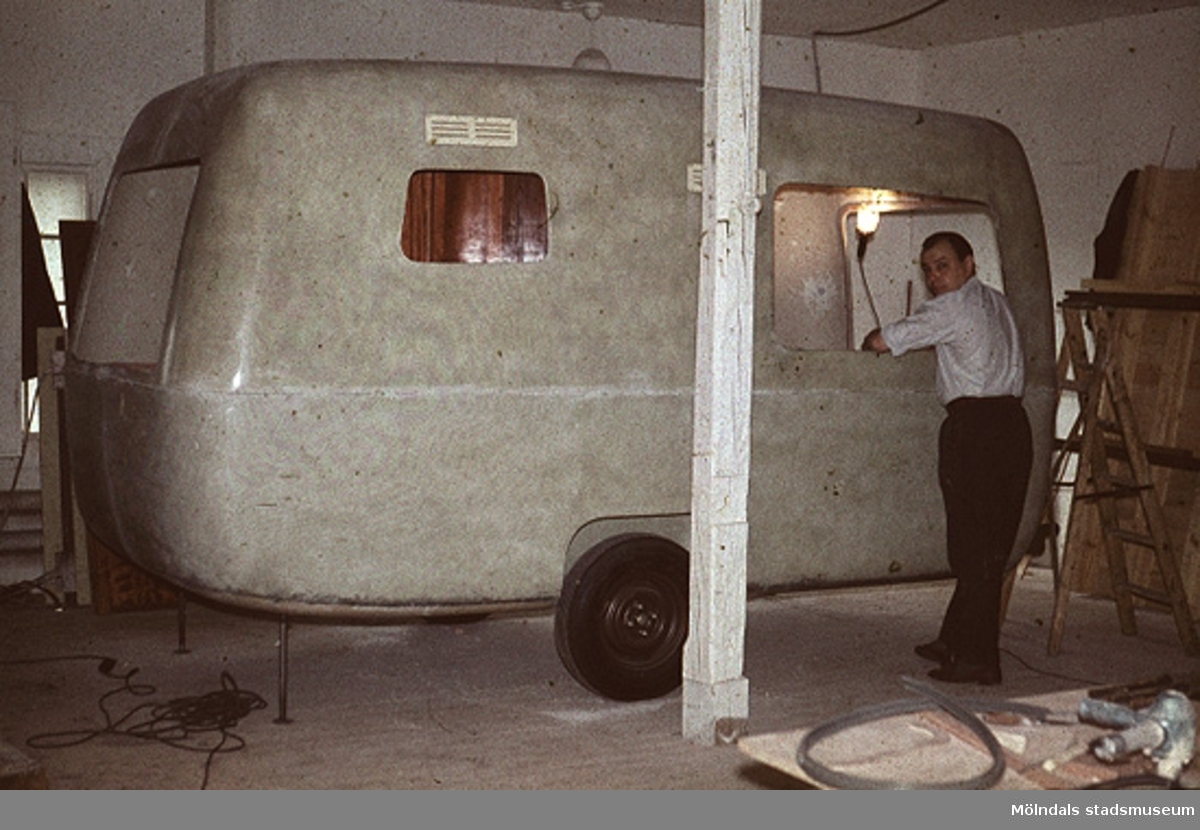 Husvagnsskal, prototyp. Lamellplast, våren/sommaren 1960.
