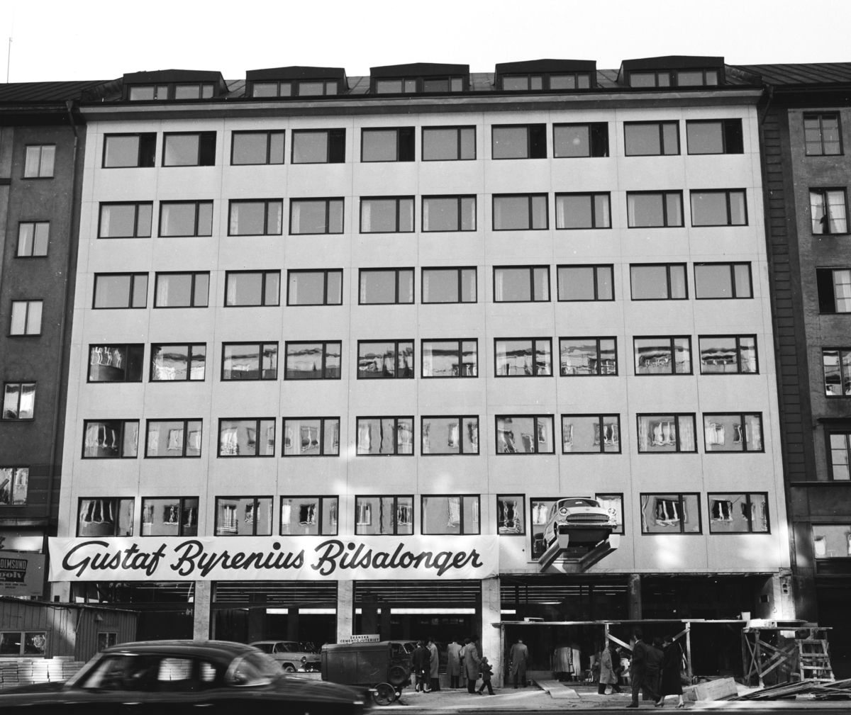 Gustaf Byrenius bilsalonger
Exteriör, byggnad med butik, kontor och bostäder