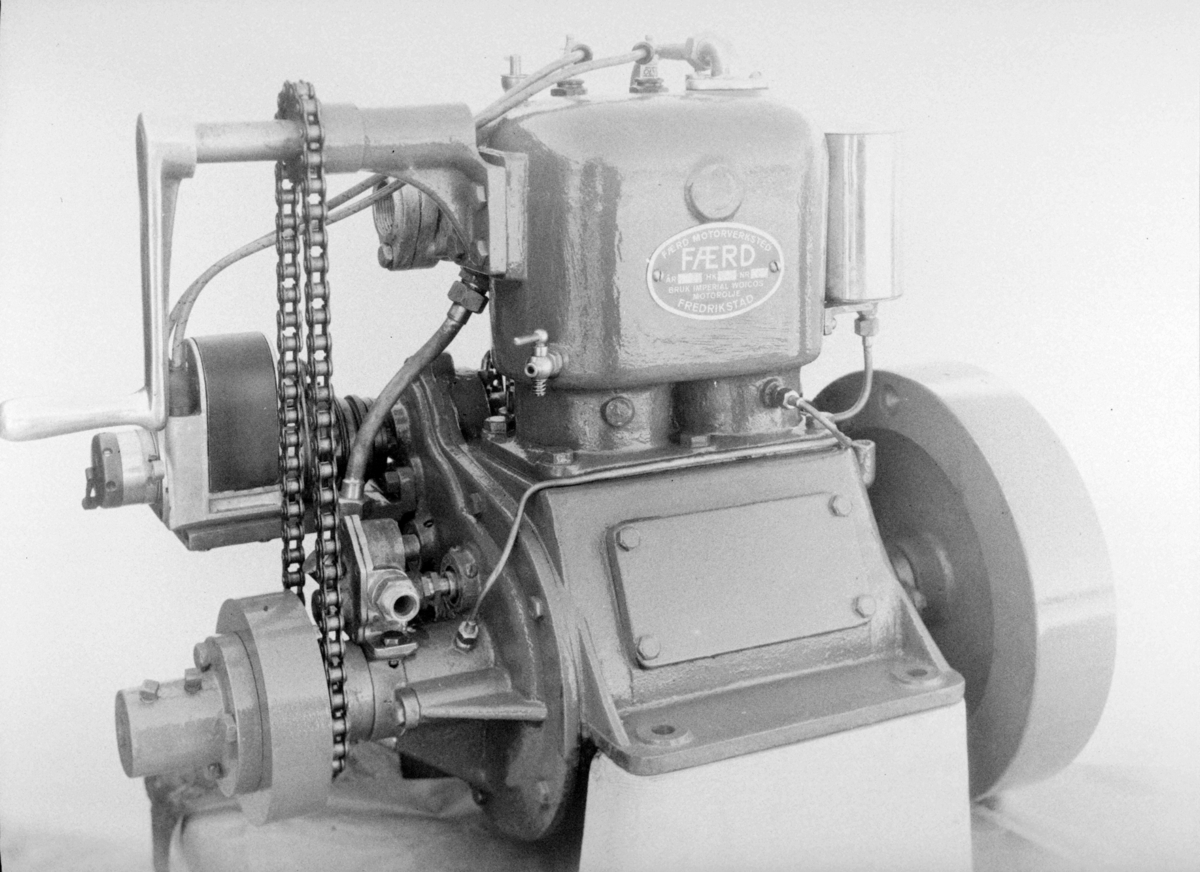 Motor fra Færd Motorverksted på Seut. Fra originalprotokoll: Burø Mathisen.