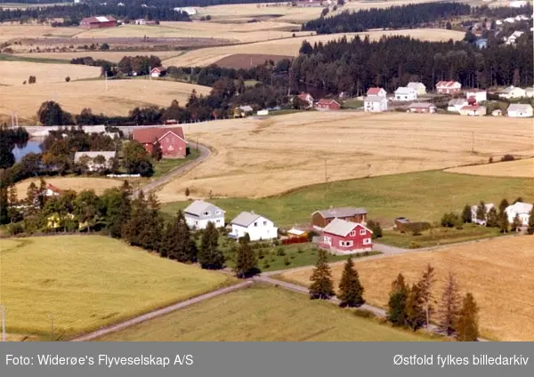 Flyfoto av Myrene  i Rakkestad.