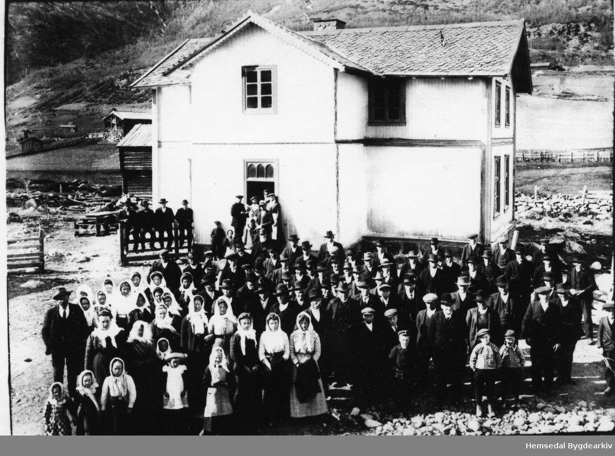 Basar på Tuv skule i Hemsedal, kring 1900.
