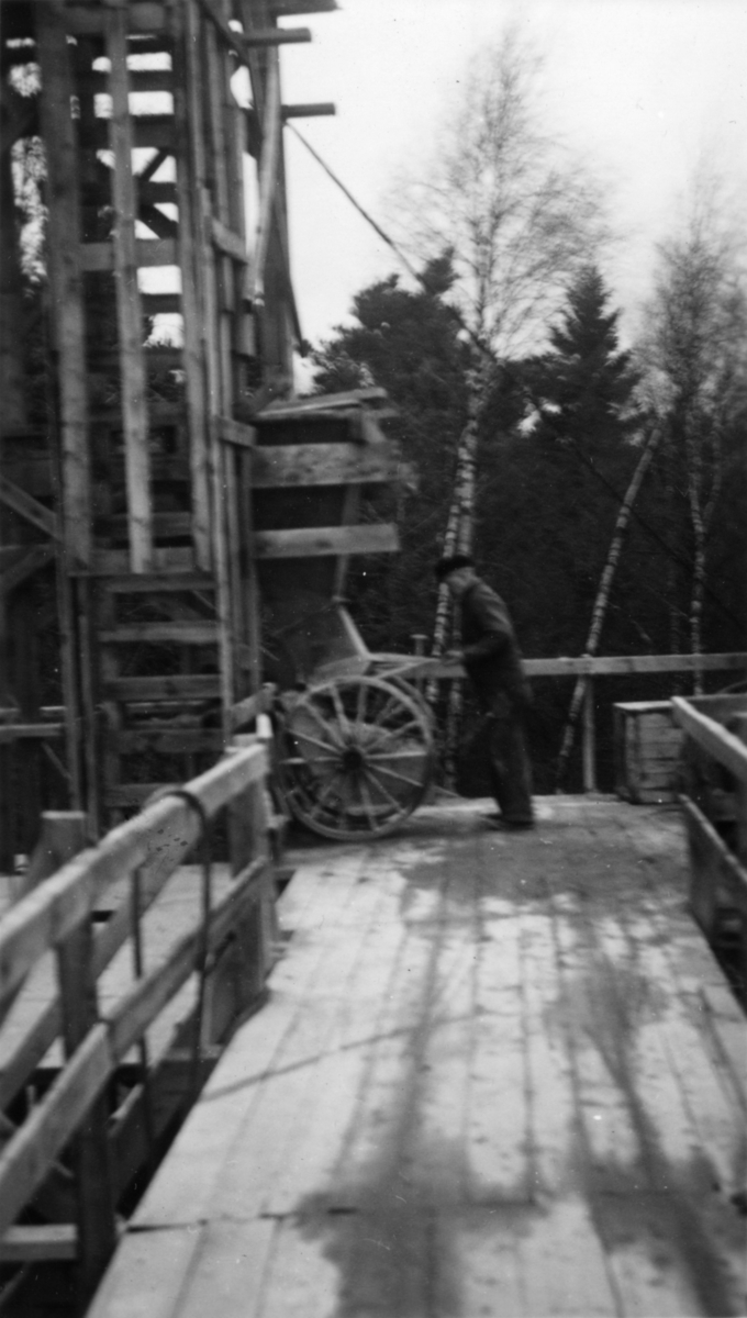 Ätrafors kraftverk. Ombyggnad av dammen år 1951-1952.