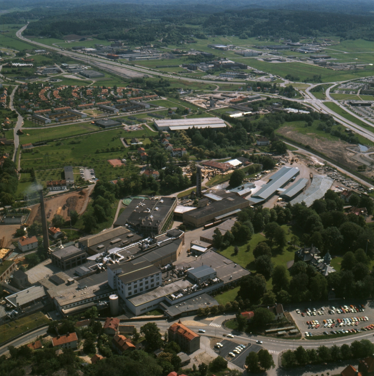 Flygfoto över Papyrus fabriksområde.