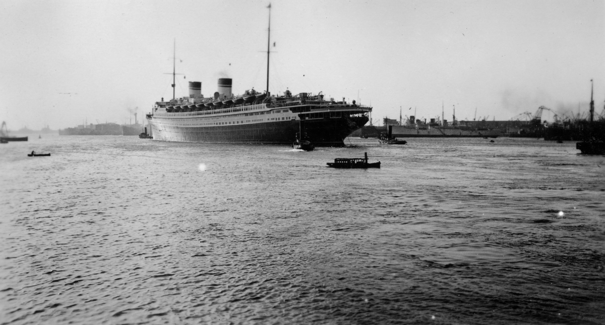 Skeppsgossekåren  Minnen från 1927-30
Italienska atlantångaren SS Rex byggd 1932