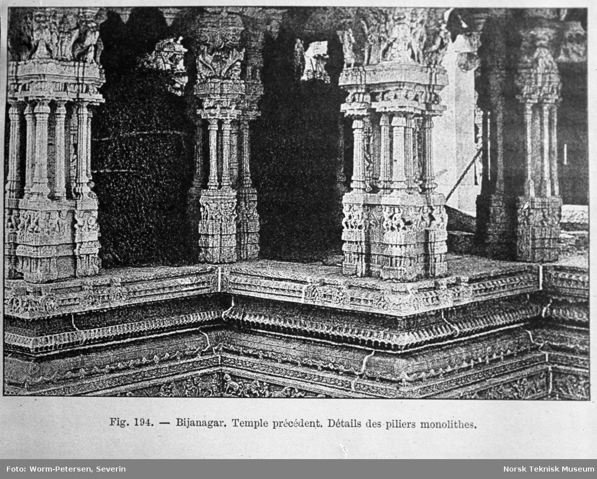 Monolittpillarer i Indisk tempel